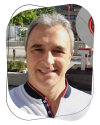Prof. André